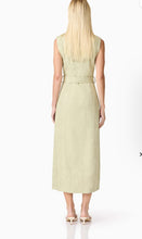 Load image into Gallery viewer, Gretal Midi Dress
