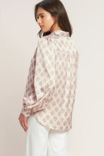 Load image into Gallery viewer, Muse Pink Woven Top
