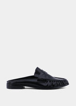 Load image into Gallery viewer, Tuscany Black Loafer
