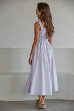 Load image into Gallery viewer, Sweetheart Sleeveless Midi Dress
