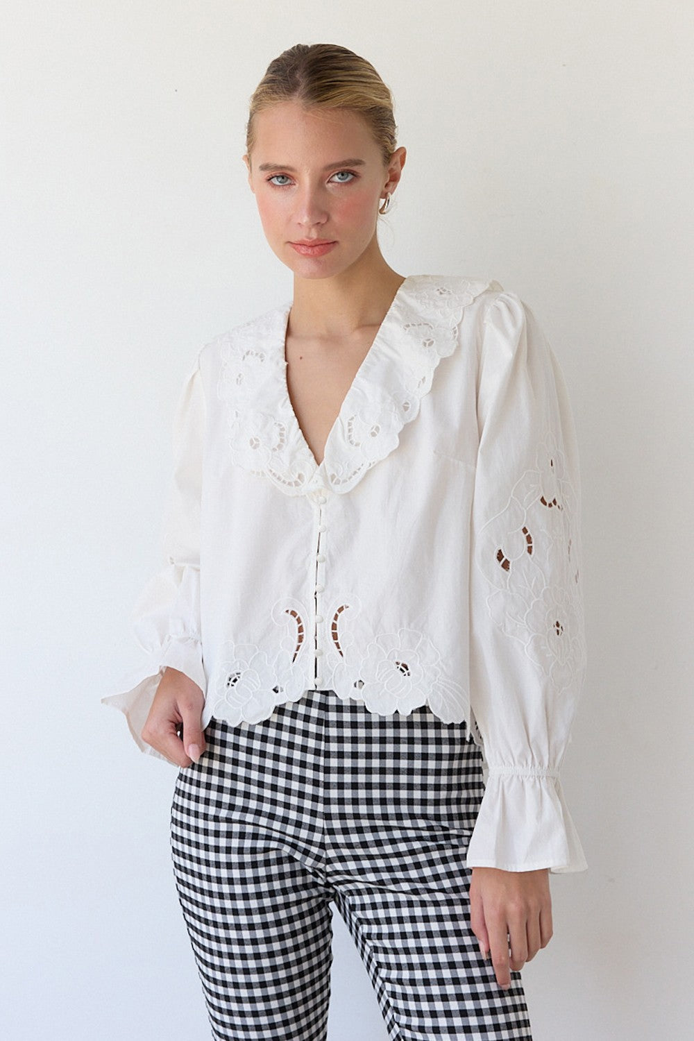 Embroidery Ruffle Blouse