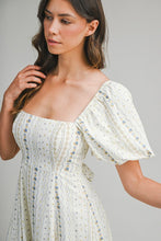 Load image into Gallery viewer, Floral Puff Sleeve Square Neck Midi Dress
