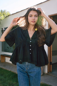 Embroidered Airy Collar Blouse
