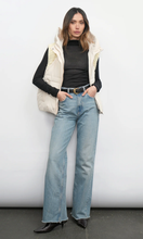 Load image into Gallery viewer, Douglas Ribbed Puffer Hooded Vest
