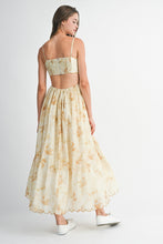Load image into Gallery viewer, Floral Scallop Edge Midi Dress
